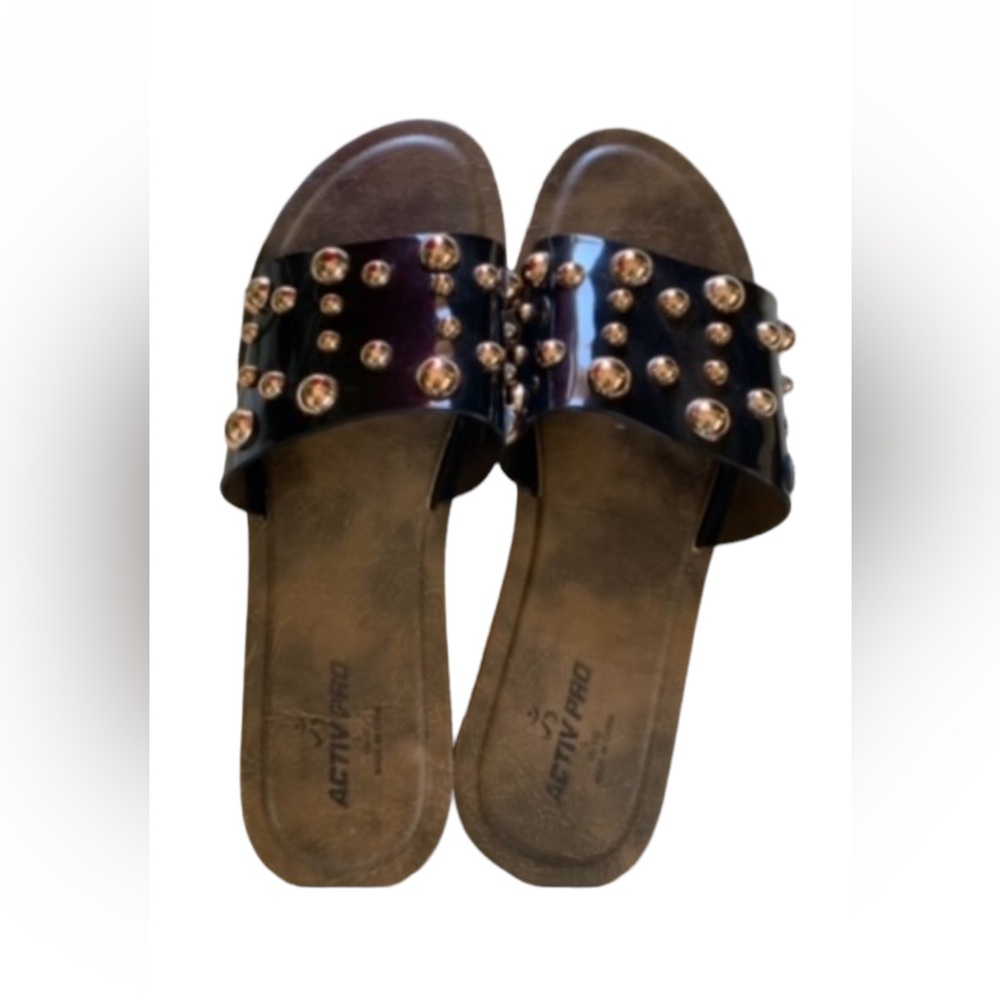 Women’s Embellished Slides NWOT Size L